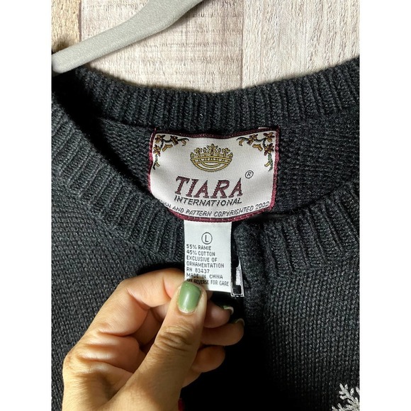 Vintage Ugly Christmas Sweater Full Zip - Picture 4 of 6